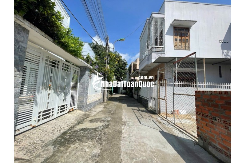 Đất đẹp gần biển 800m – khu dân cư hiện hữu Phú Đức, Bắc Nha Trang, giá chỉ 5,2 tỷ